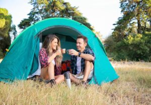 Read more about the article Camping for Beginners: 8 Best Tips for Beginners